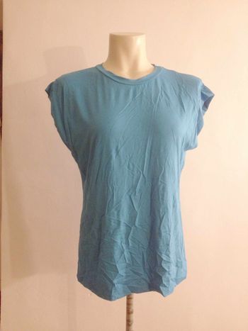 T shirt bleu clair✧ manches très courtes ✧ New Collection ✧ look féminin