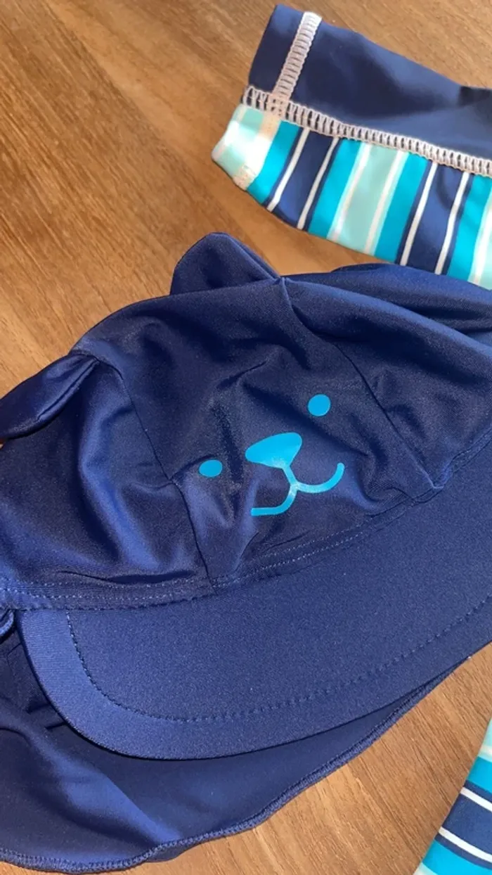 Ensemble maillot garçon +casquette antiUV - photo numéro 3