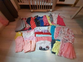 Lot 24 mois fille