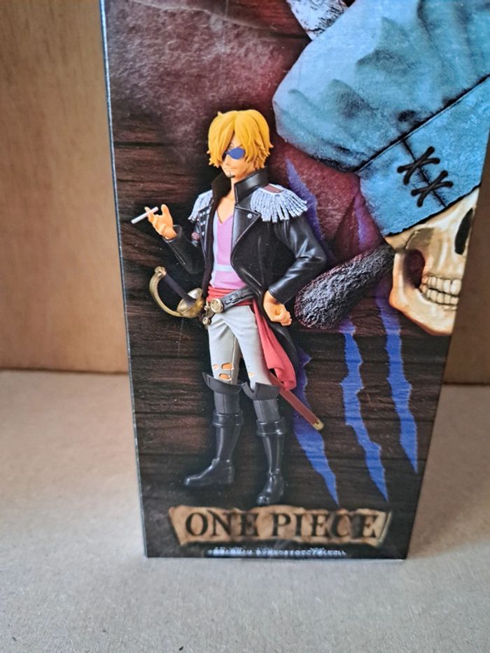 Sanji figurine one piece red Banpresto - photo numéro 2