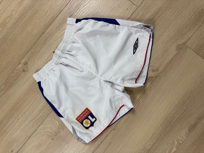 Short football enfant OL vintage umbro 10-11 ans
