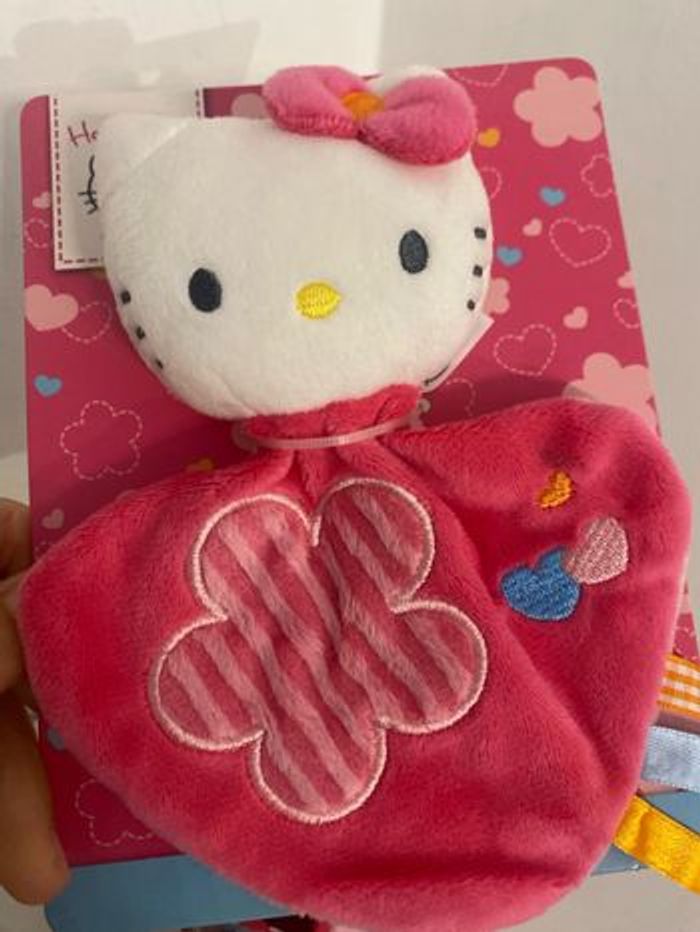 Lot  Hello kitty : chausson et doudou - photo numéro 4