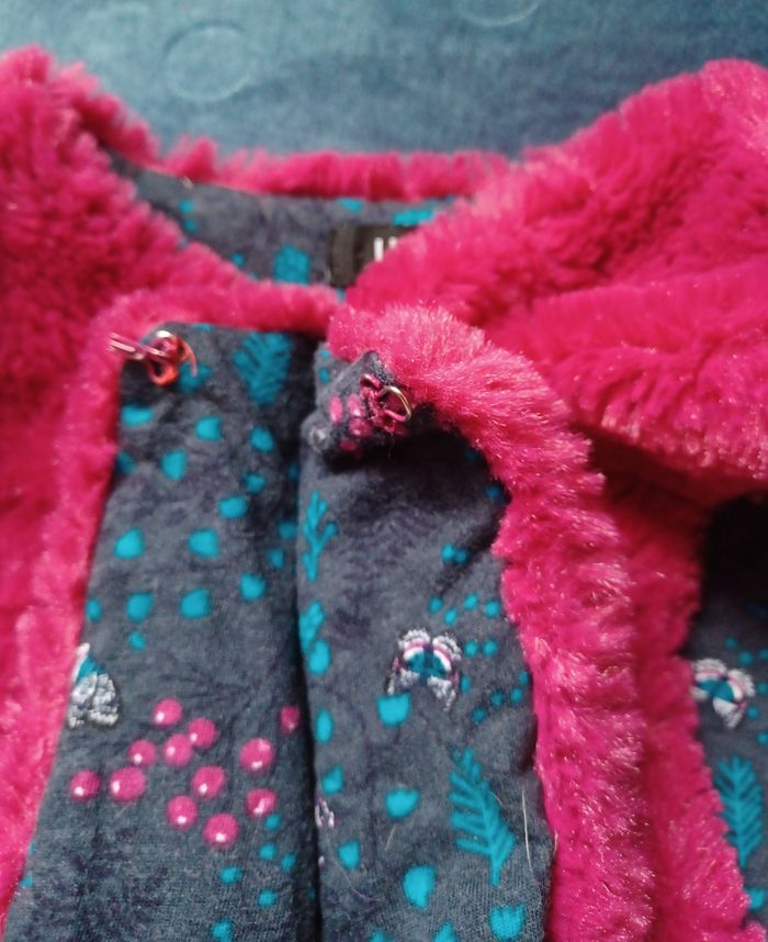 Gilet bordeaux sans manche - photo numéro 5