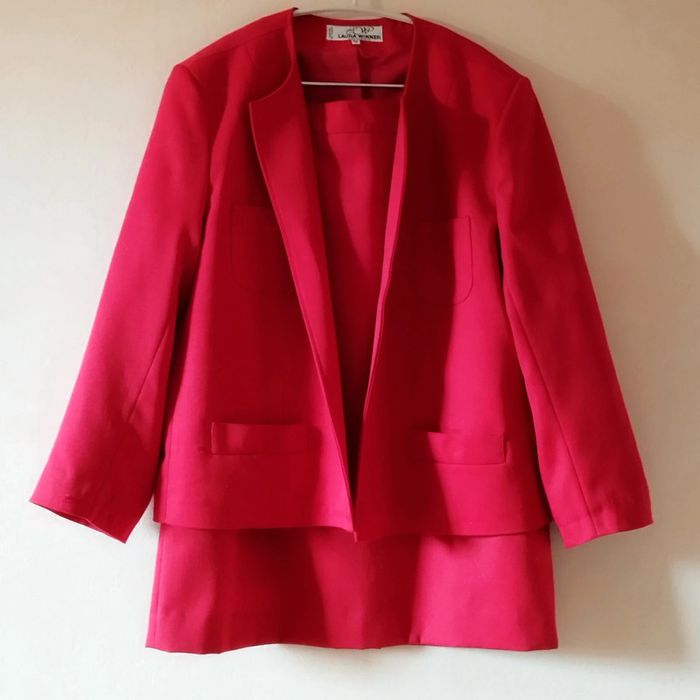 Ensemble tailleur femme - photo numéro 2