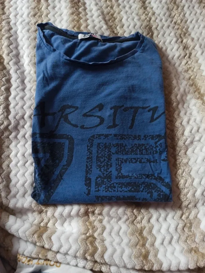 T-shirt taille 3 - photo numéro 3