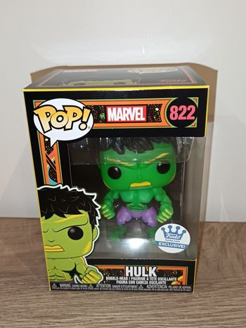 Pop funko figurine hulk blacklight marvel 