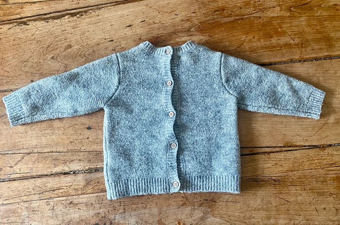 Pull en maille 12 mois - photo numéro 2