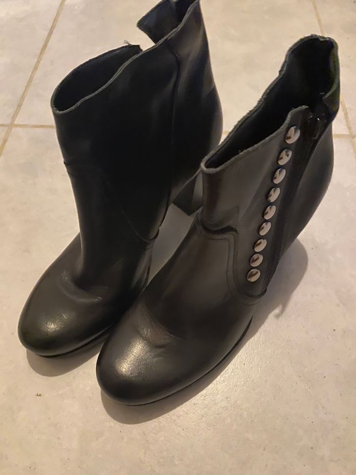 Bottine noir a talon 39 - photo numéro 2