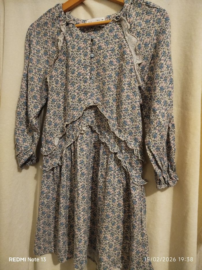 Robe Zara fille – Fleurie à volants - photo numéro 3