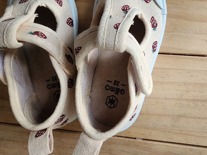 Chaussures fille 22 - photo numéro 4