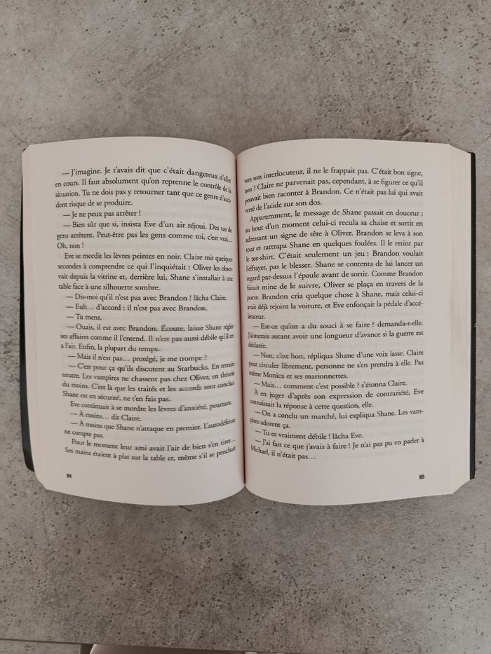Livre Vampire City - photo numéro 4