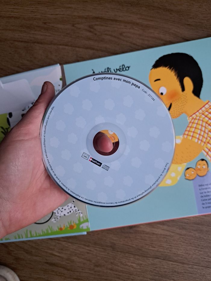 Livre CD comptines avec mon papa - photo numéro 2