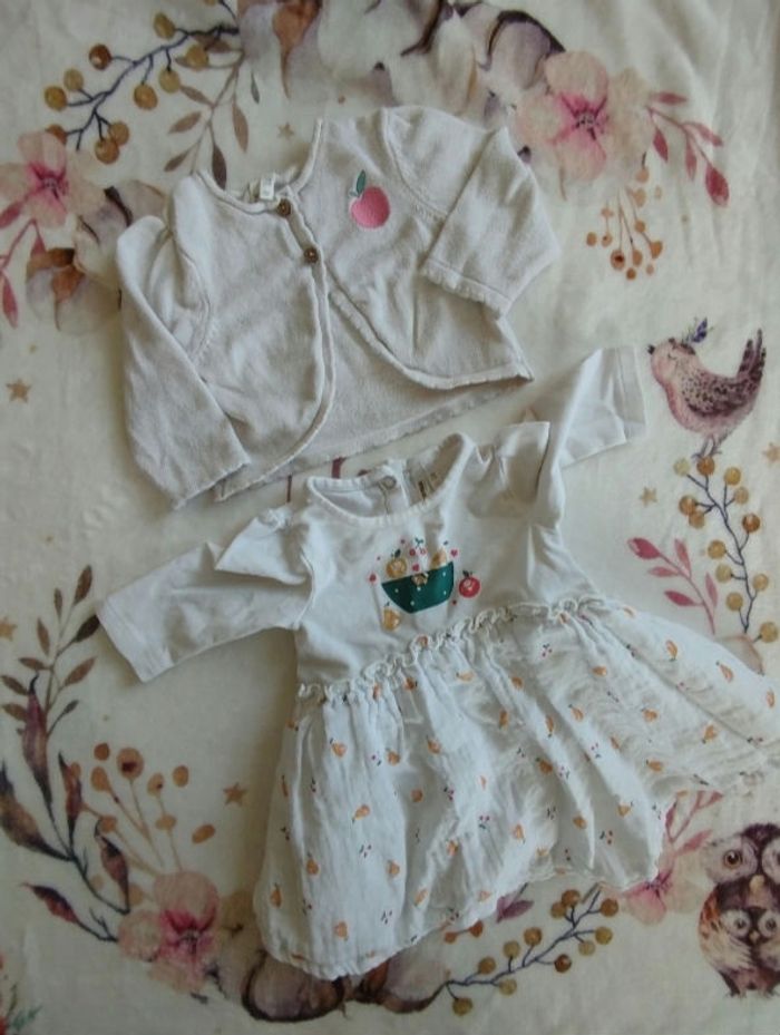 Lot vêtements 1 mois - photo numéro 3