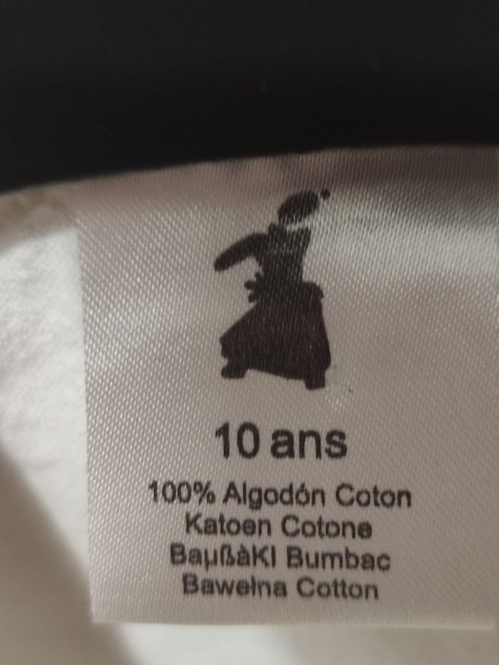 Blouse blanche T10 ans - photo numéro 3
