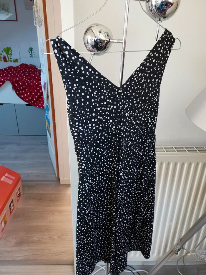 Robe Etam noire à pois T36 - photo numéro 3