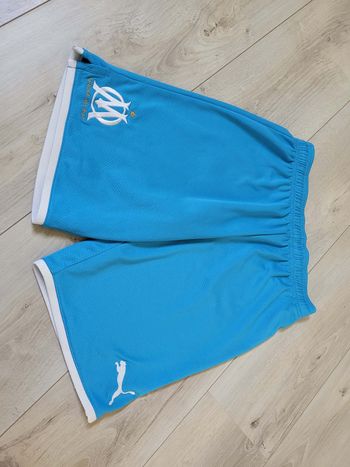 Short de sport Puma 