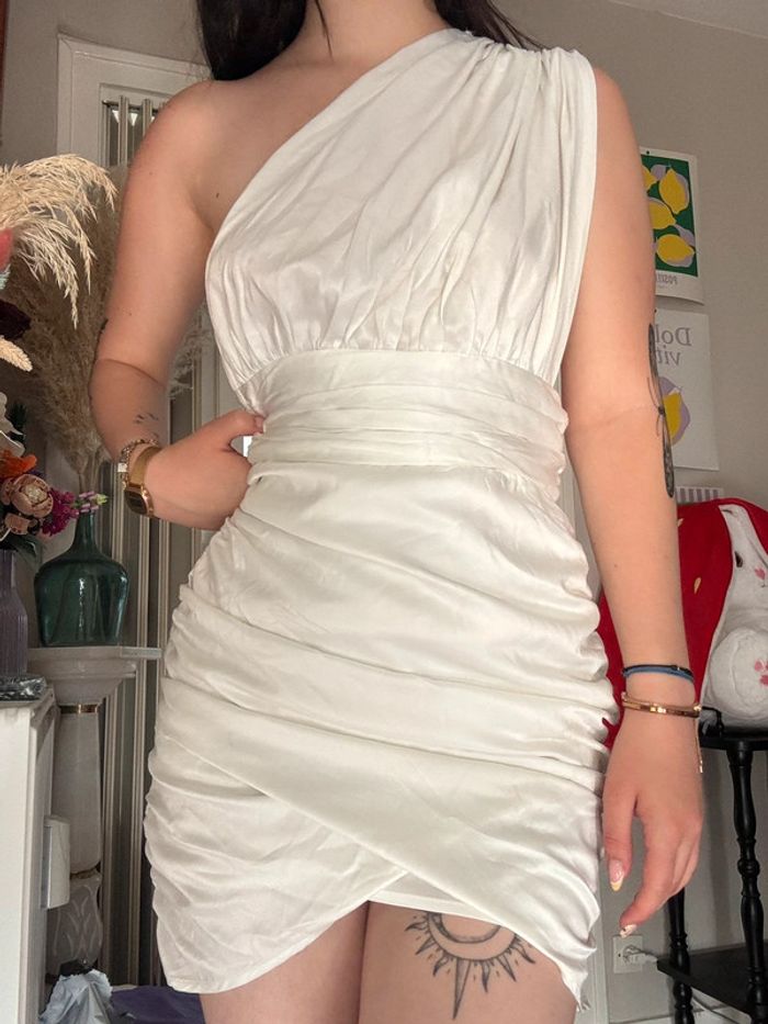 Robe de soirée - photo numéro 2