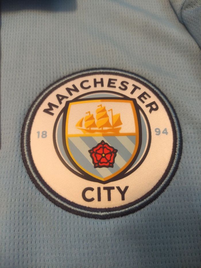 Maillot de foot Manchester City, Puma Authentique Officiel taille enfant 14/16 ans, Neuf - photo numéro 4
