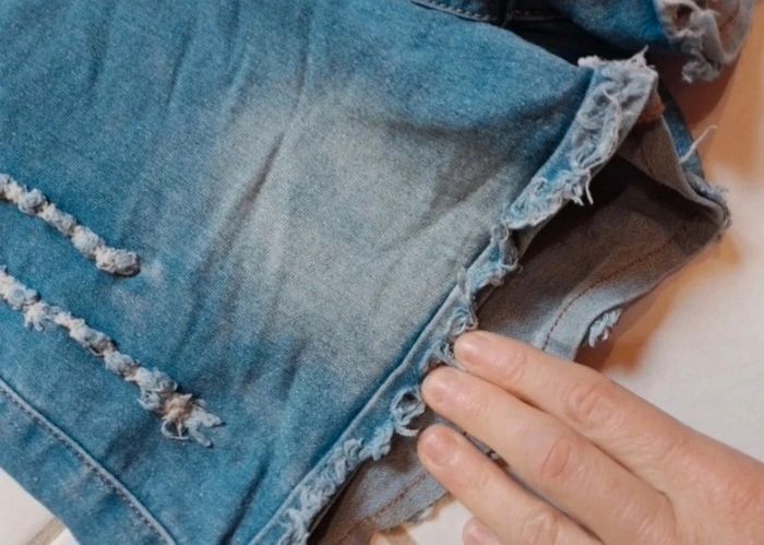 Short femme en simili jeans bleu - photo numéro 13