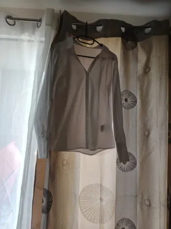 Chemise cache cache
