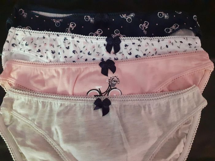 Lot de 4 culottes T34/36 - photo numéro 3