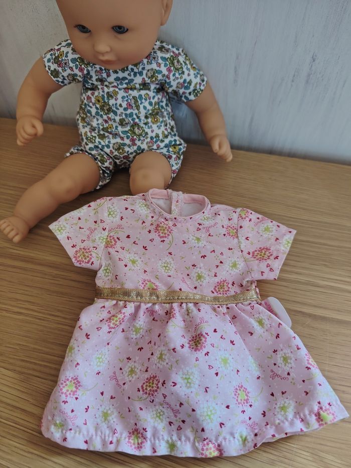 Robe fleurie poupon corolle 30 cm