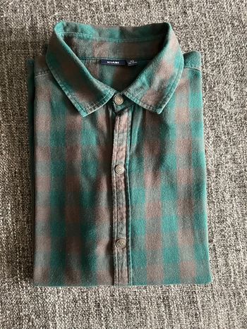 Chemise Kiabi – Taille 12 ans (144-155 cm) – Carreaux vert et marron