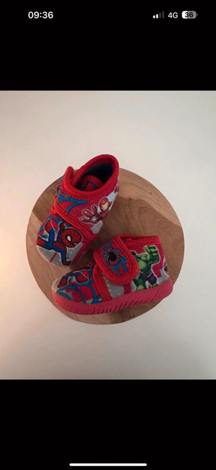 Chaussons marvel 19 - photo numéro 2