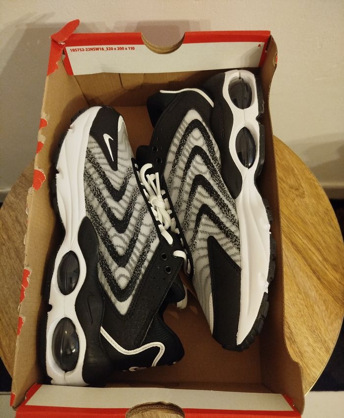 Baskets Nike T 40 - photo numéro 9