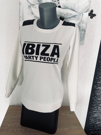 Sweat fille Ibiza 16 ans proche du neuf