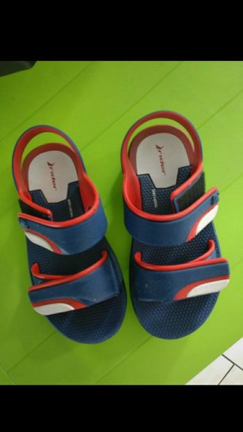 Sandales pointure 30