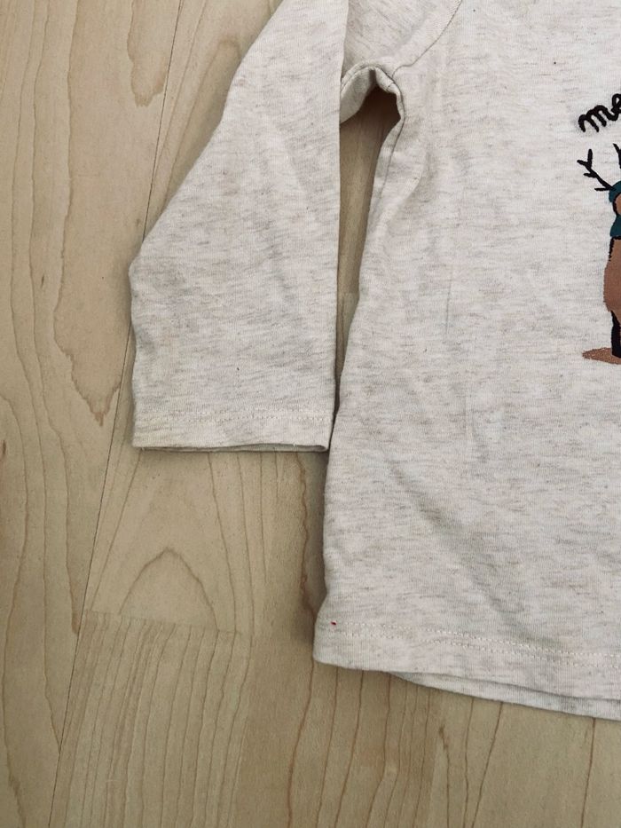 Tee Shirt Noël manches longues Kiabi taille 18 mois - photo numéro 3