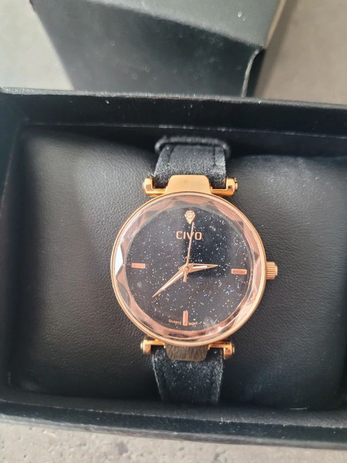 Montre femme - photo numéro 3