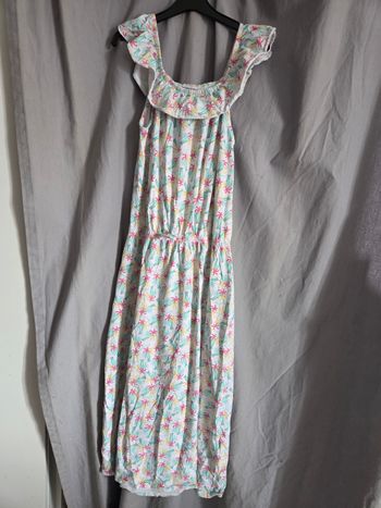 Robe a bretelles ete inextenso