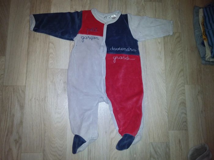 Pyjama en velours en excellent état