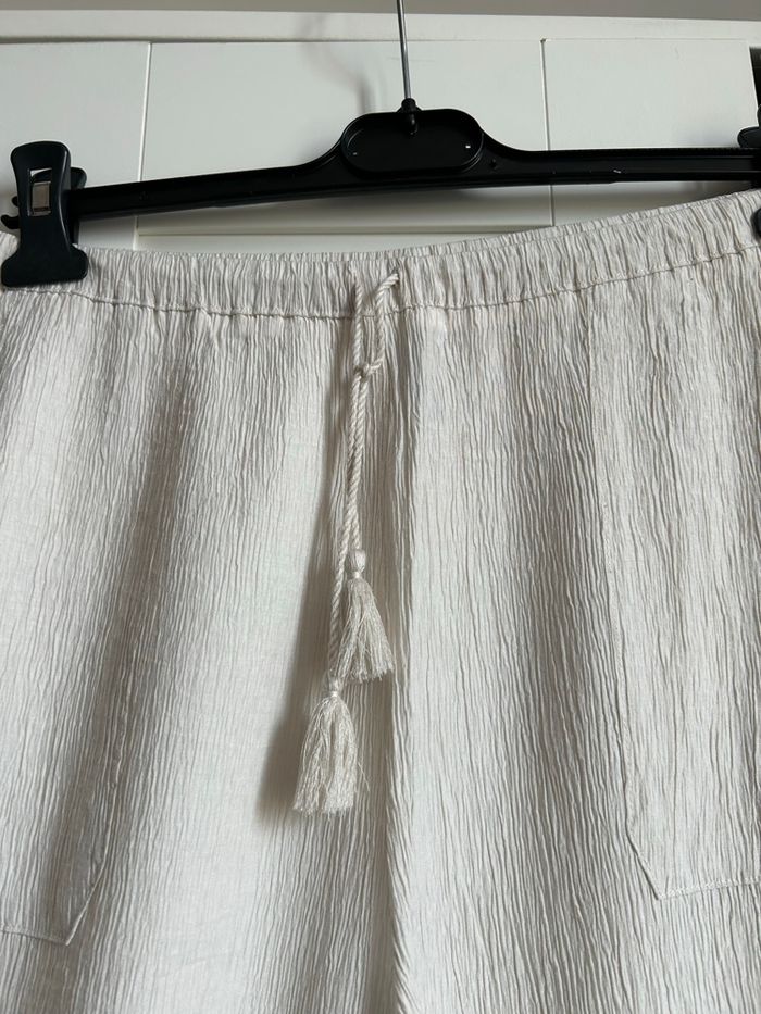 Pantalon large plissé beige uni Stradivarius Taille M - photo numéro 5