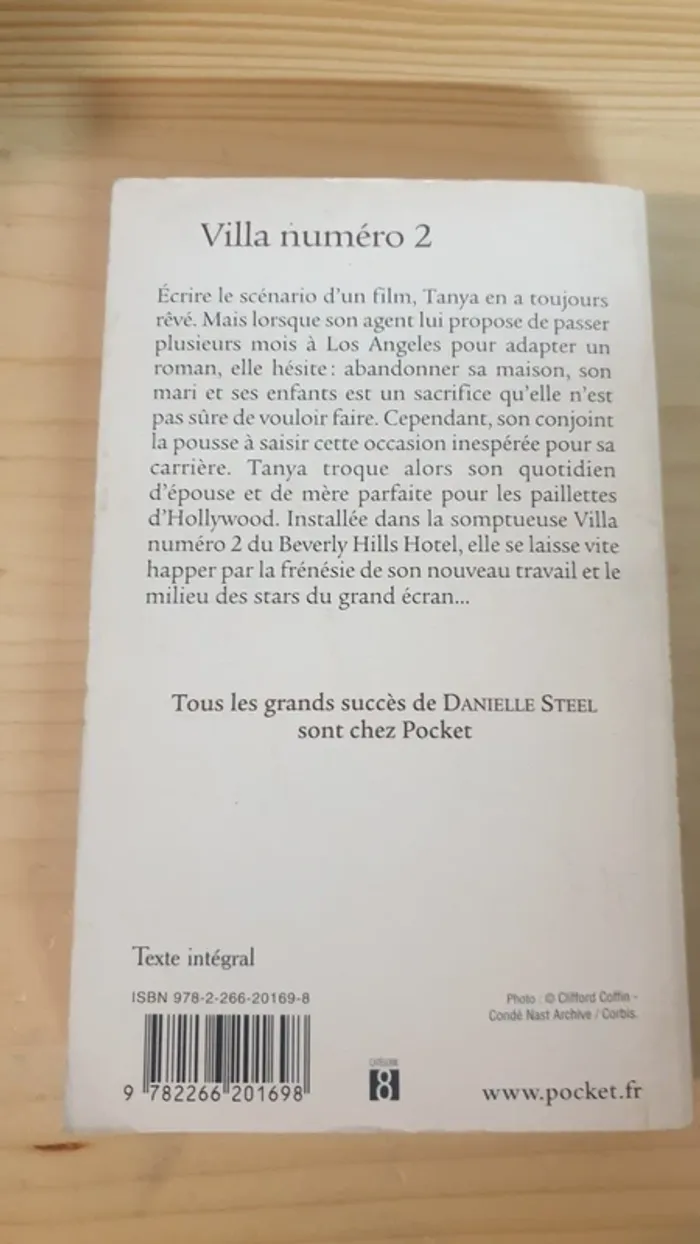 Livre Danielle Steel Villa numéro 2 - photo numéro 2