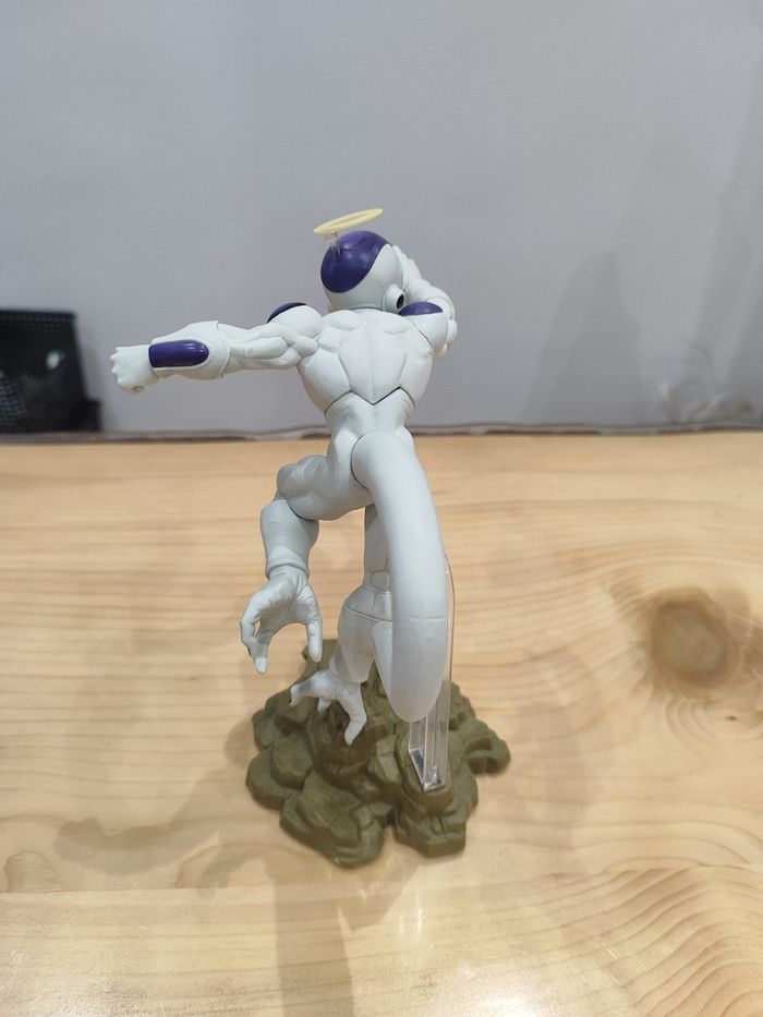 Figurine freezer dragon ball z - photo numéro 2