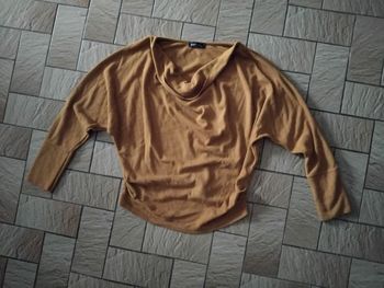 Pull moutarde
