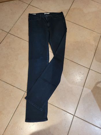 Jean Levi's 712 slim
