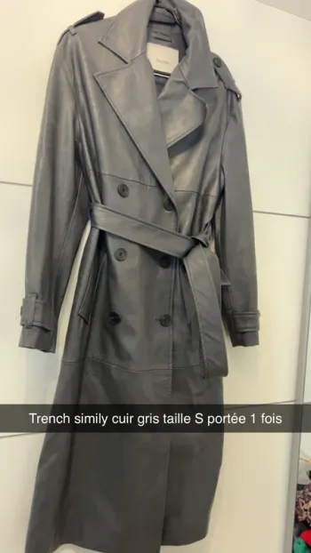 Magnifique trench bershka similicuir gris taille S portée 1 fois
