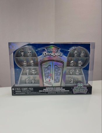 Coffret Collector Disney Doorables 100 ans ensemble de fête de l'émerveillement