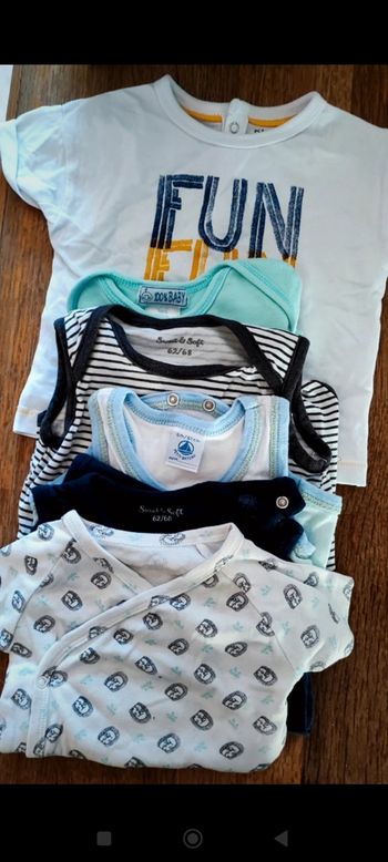 A vendre body manche courte