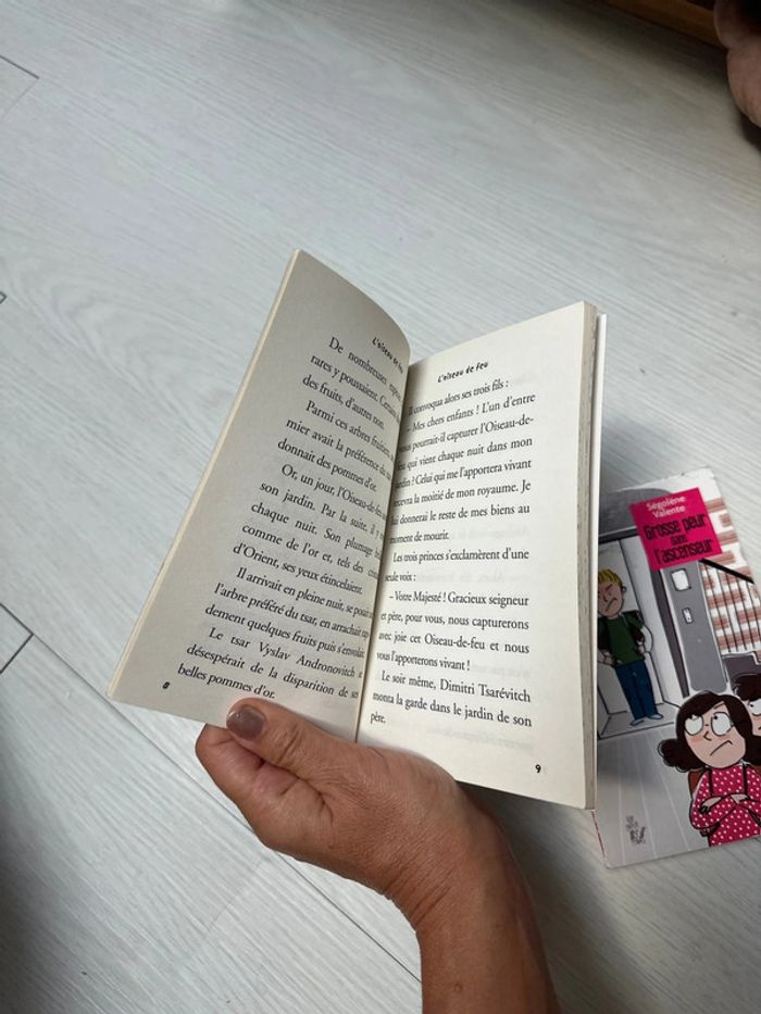 Lot de deux livres lire c’est partir l’oiseau de feu et grosse peur dans l’ascenseur - photo numéro 5