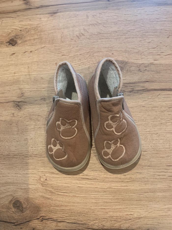 Chaussons beige pas ourson taille 22 - photo numéro 2