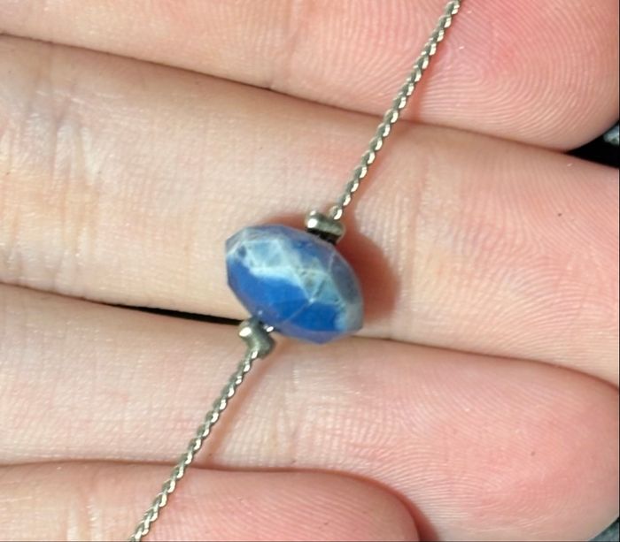 🦋Sautoir argenté et bleu – Élégance moderne - photo numéro 4