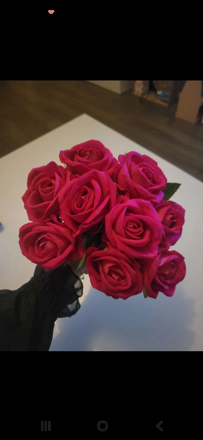 Bouquet de roses artificielles - photo numéro 4