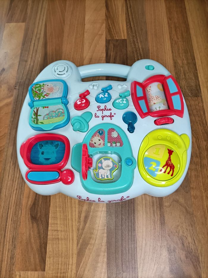 Jouet musical bébé motricité Sophie la Girafe 🧸