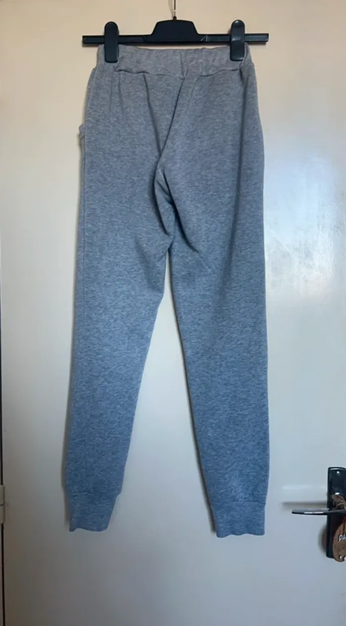 Ensemble sweat + jogging T36 🩷🩶 - photo numéro 12