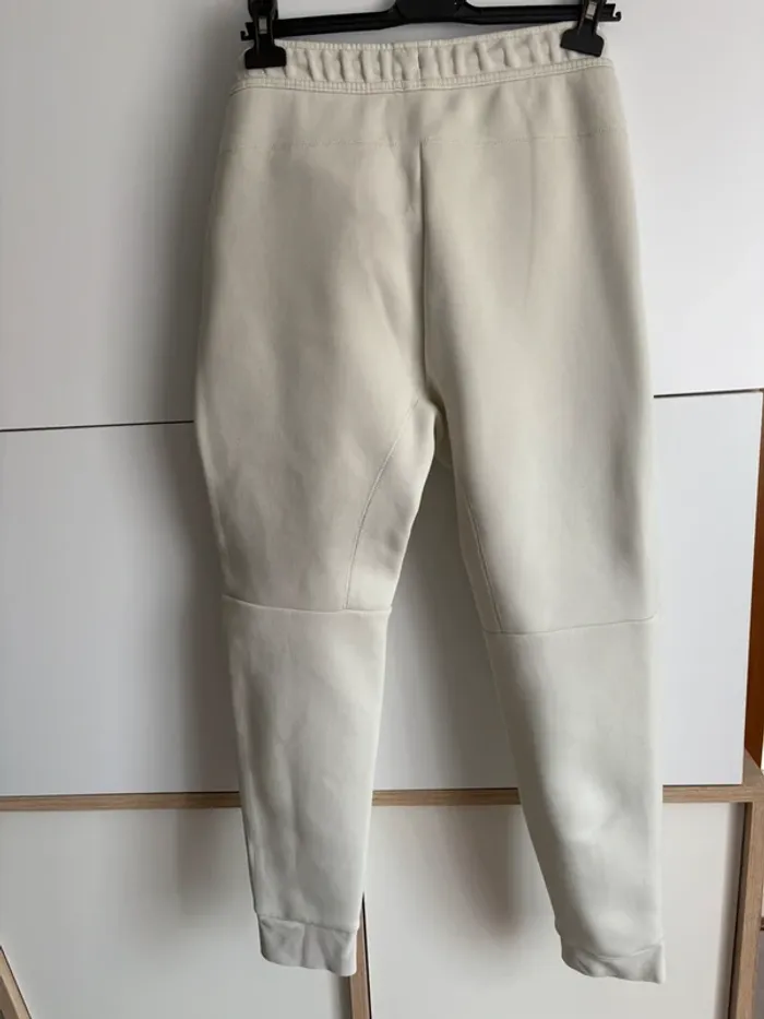 Pantalon survêtement Nike taille M - photo numéro 4